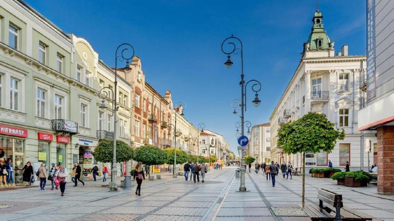 Apartamenty Centrum Mala Dwojeczka Blekitna Panoramiczna Balkonem Promenada Kielce Exterior foto