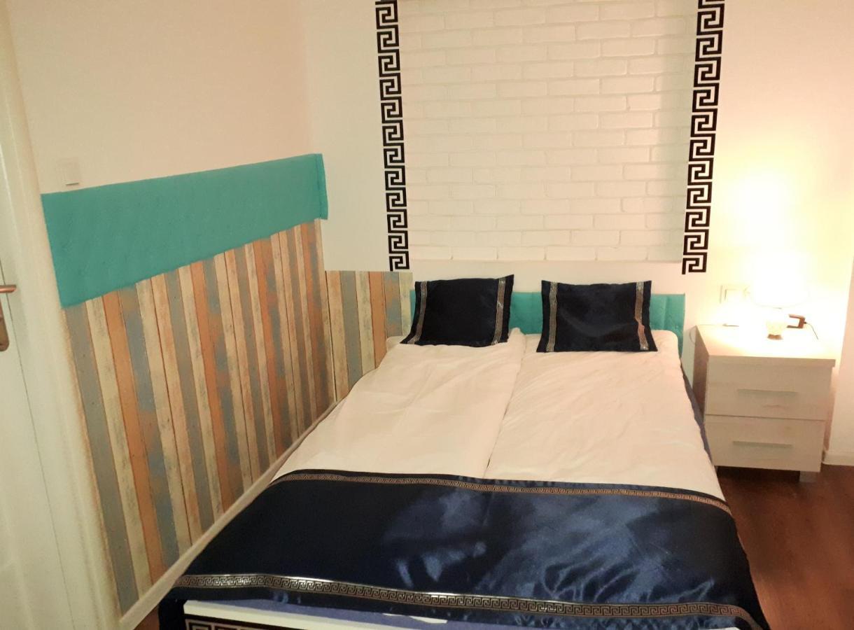 Apartamenty Centrum Mala Dwojeczka Blekitna Panoramiczna Balkonem Promenada Kielce Exterior foto