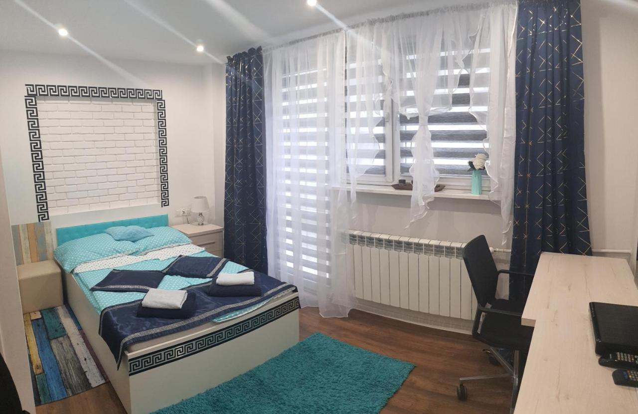 Apartamenty Centrum Mala Dwojeczka Blekitna Panoramiczna Balkonem Promenada Kielce Exterior foto
